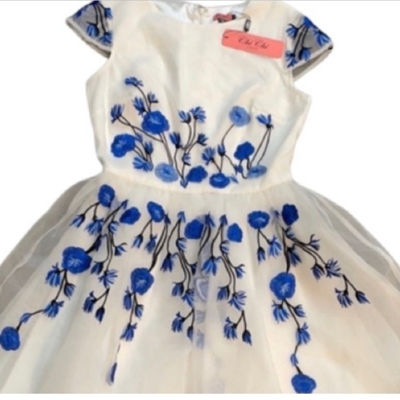 Chi Chi London Floral Embroidered Cap Sleeve
Dress NWT Sz 4 - Picture 10 of 10